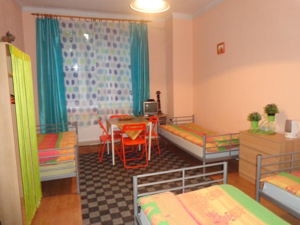 Hostel Taurus Krasków Cameră foto